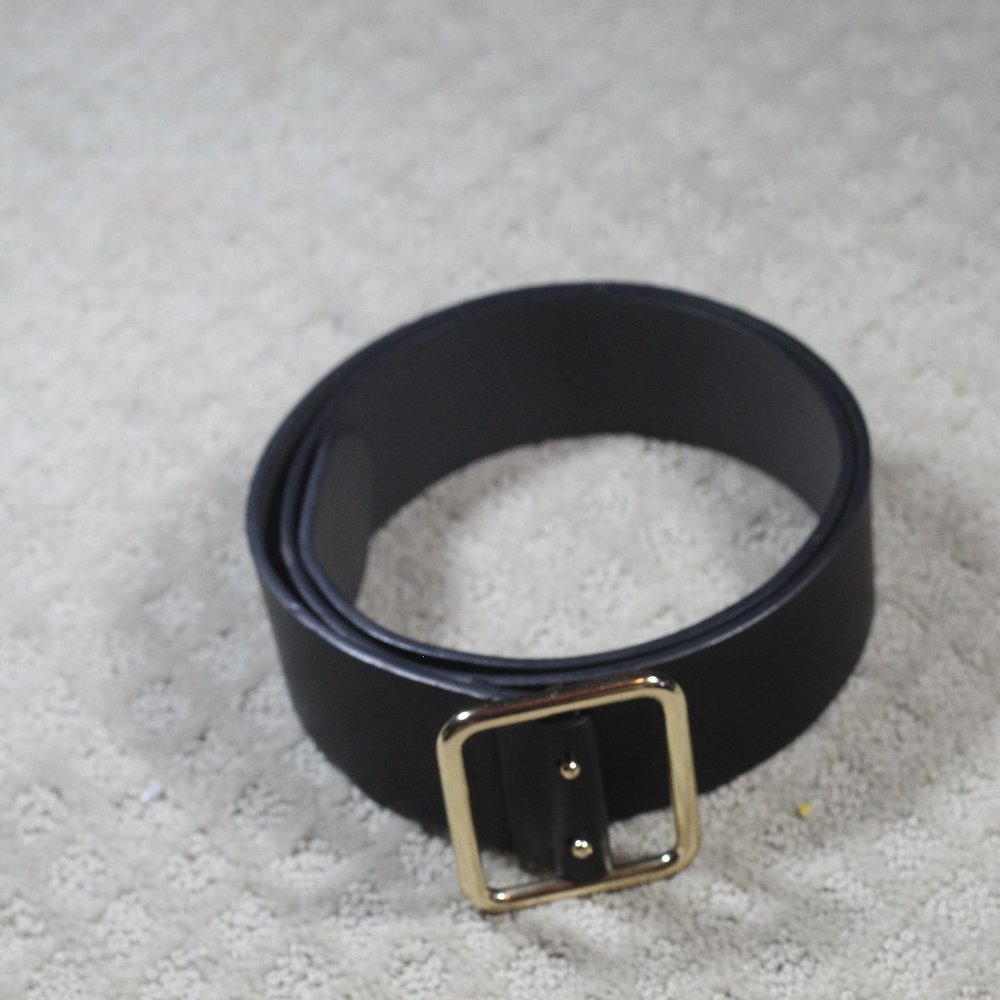 Black Belt w/ Gold Toned Double Punch Buckle Size Large